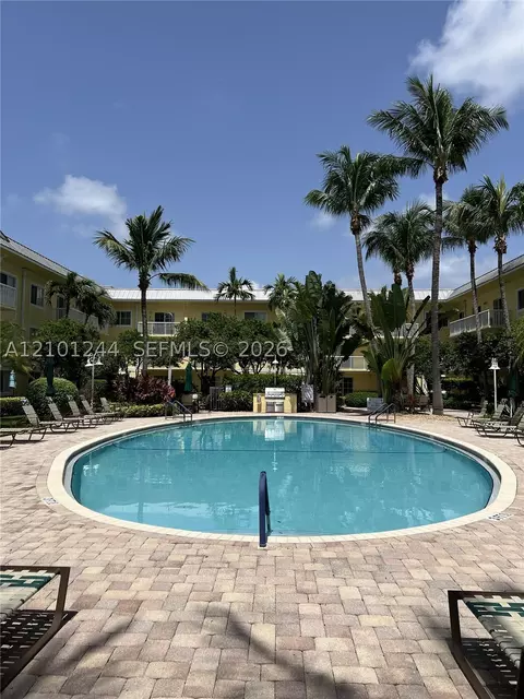 150 NE 15th Ave #144, Fort Lauderdale, FL 33301