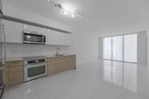 Living - 1300 Brickell Bay Dr #1203, Miami, FL 33131 photo 2 of 4