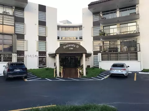 1300 SW 122 #201-2, Miami, FL 33184