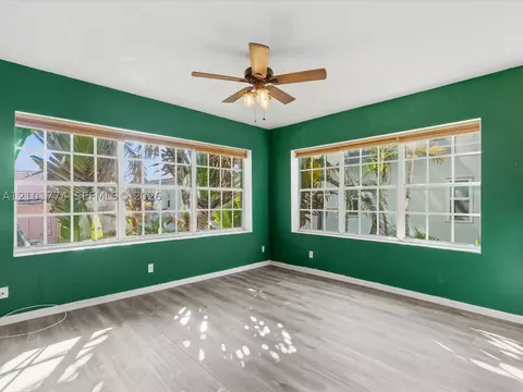 1523 West Ave #202, Miami Beach, FL 33139