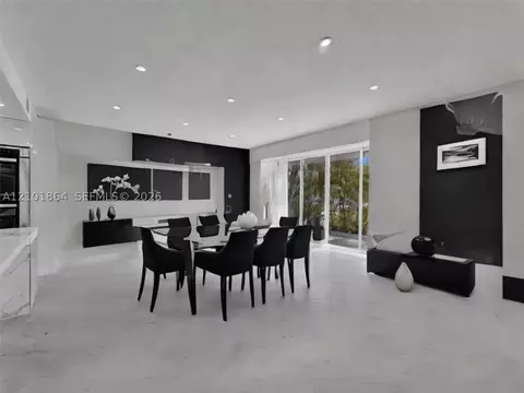 3744 NE 167th St #43, North Miami Beach, FL 33160