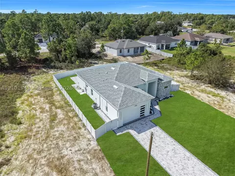 View/Area - 752 Clancy St E, Lehigh Acres, FL 33974 photo 2 of 8