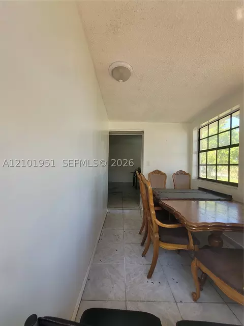 Dining - 1120 E Le Jeune Rd, Hialeah, FL 33010 photo 3 of 3