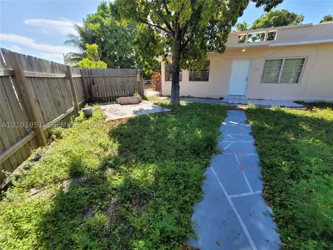 Exterior - 1120 E Le Jeune Rd, Hialeah, FL 33010 photo 9 of 24