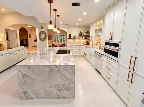 172 Wild Pine Rd, Wellington, FL 33414