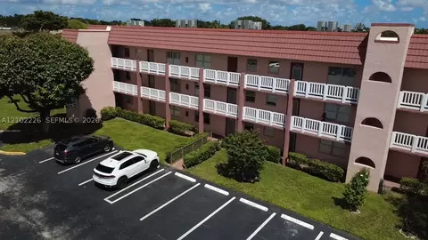 9641 Sunrise Lakes Blvd #203, Sunrise, FL 33322