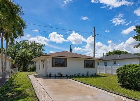 2842 NW 9th Pl, Fort Lauderdale, FL 33311