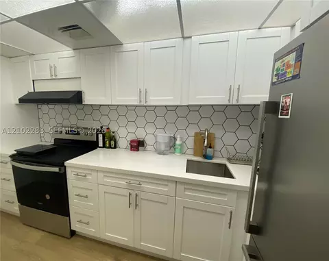 1000 West Ave #531, Miami Beach, FL 33139