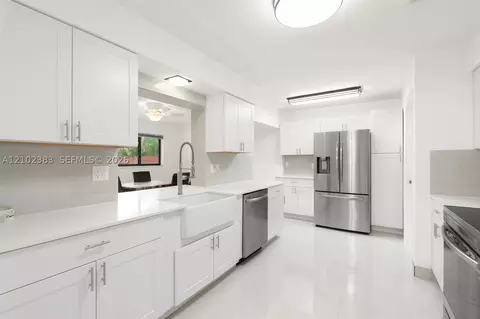 5510 Polk St, Hollywood, FL 33021