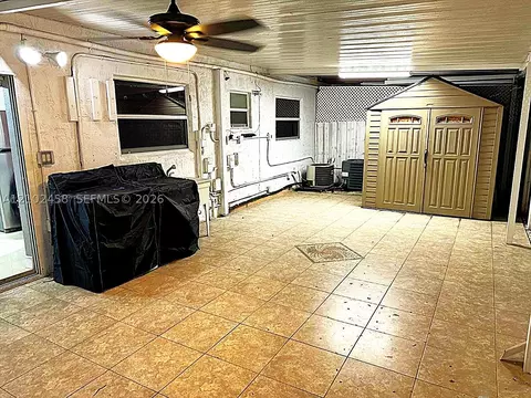 Other - 5461 W 24th Ave #25, Hialeah, FL 33016 photo 1 of 8