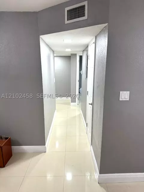 Entry Way - 5461 W 24th Ave #25, Hialeah, FL 33016 photo 4 of 4