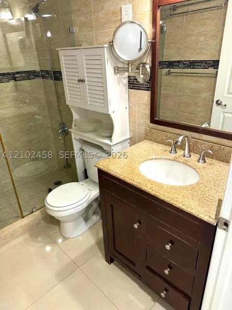 Bath - 5461 W 24th Ave #25, Hialeah, FL 33016 photo 3 of 4