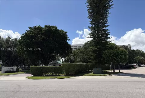 356 Golfview Rd #305, North Palm Beach, FL 33408