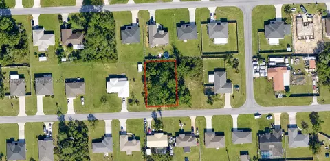 156 SW Th Sw Loop, Ocala, FL 34483