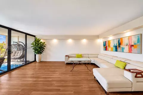 1901 N Ocean Blvd #3B, Fort Lauderdale, FL 33305