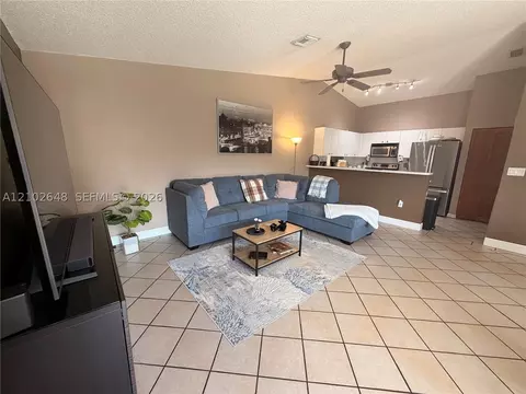 Other - Undisclosed, Hialeah, FL 33015 photo 1 of 3