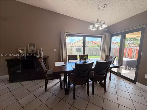 Dining - Undisclosed, Hialeah, FL 33015 photo 2 of 2