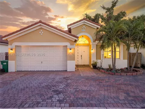 24111 SW 107th Ave, Homestead, FL 33032