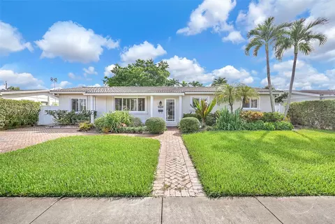 5845 SW 94th Pl, Miami, FL 33173