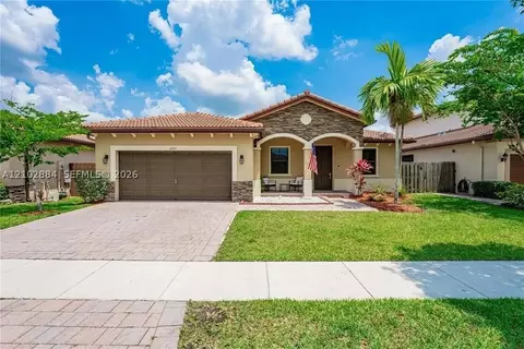 3653 SE 2nd Ct, Homestead, FL 33033