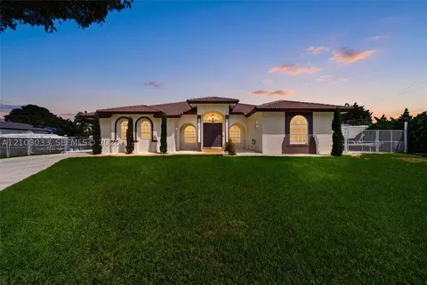 28155 SW 166th Ct, Homestead, FL 33033