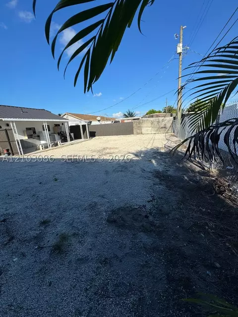Other - 850 SE 2nd Pl, Hialeah, FL 33010 photo 13 of 14