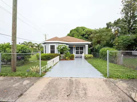 1135 22nd St, West Palm Beach, FL 33407