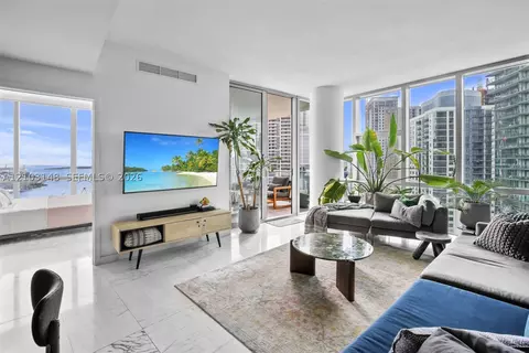851 NE 1st Ave #3211, Miami, FL 33132