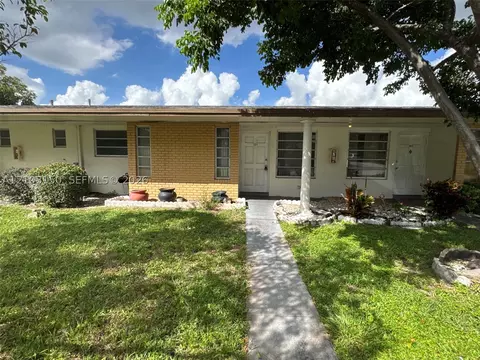 3033 NW 43rd Ave #102, Lauderdale Lakes, FL 33313