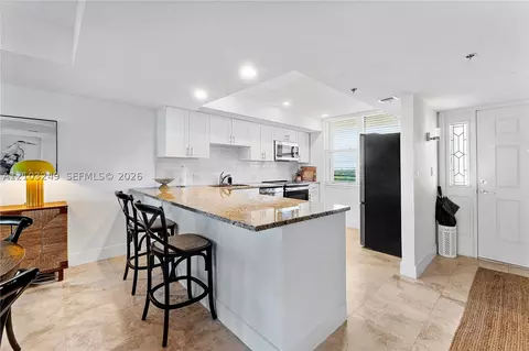 Kitchen - 840 Ocean Dr #1105, Juno Beach, FL 33408 photo 4 of 5