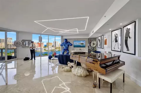 21200 Point Pl #1204, Aventura, FL 33180