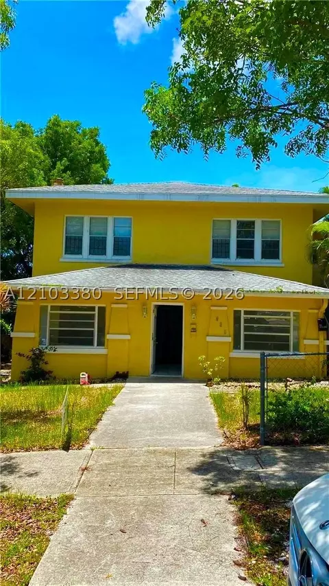 706 9th St, West Palm Beach, FL 33401