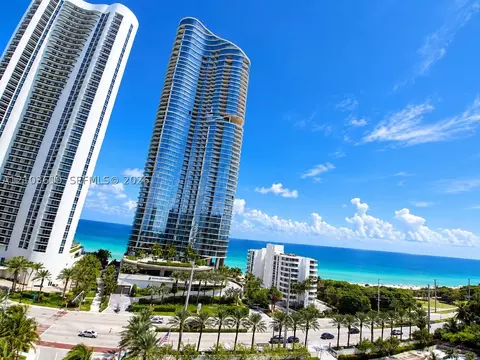 100 Bayview Dr #1106, Sunny Isles Beach, FL 33160