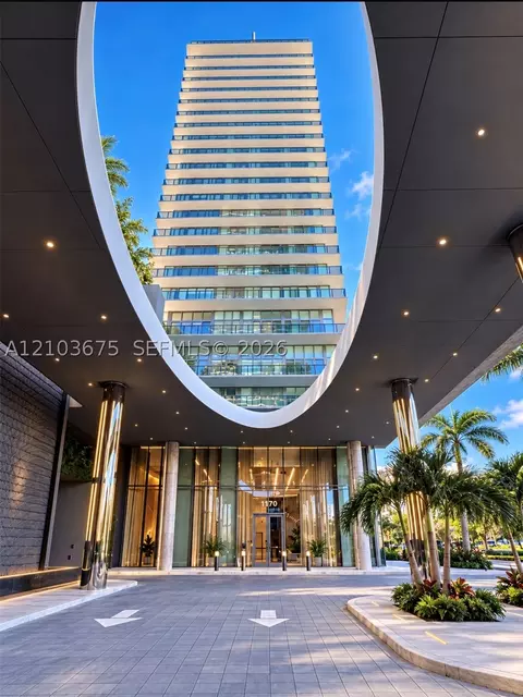1170 E Hallandale Beach Blvd #305, Hallandale Beach, FL 33009