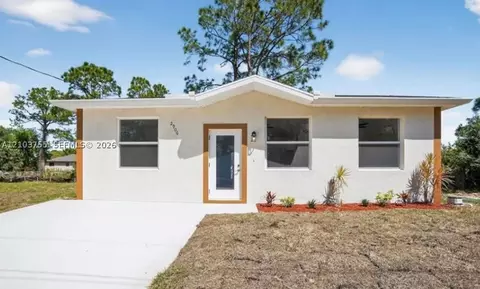 2906 W 52 St, Lehigh Acres, FL 33971