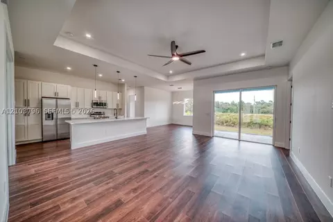Living - 97 Brig Cir E, Placida, FL 33946 photo 2 of 10