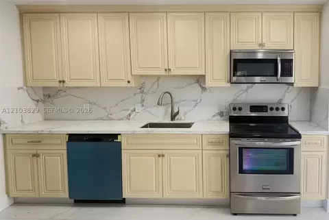 Undisclosed, Oakland Park, FL 33334