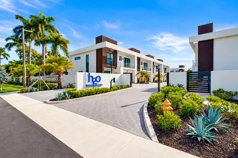 4652 SW 32 Nd Ave #B-2, Fort Lauderdale, FL 33312