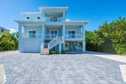 233 Sombrero Beach Rd, Marathon, FL 33050