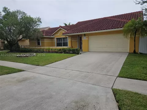 16258 NW 12th St, Pembroke Pines, FL 33028