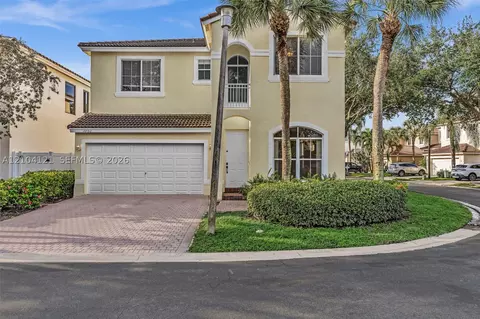 7792 NW 18th St, Pembroke Pines, FL 33024