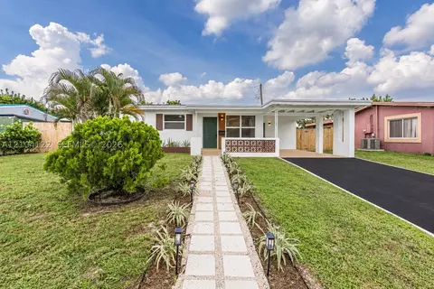 471 SW 27th Ter, Fort Lauderdale, FL 33312