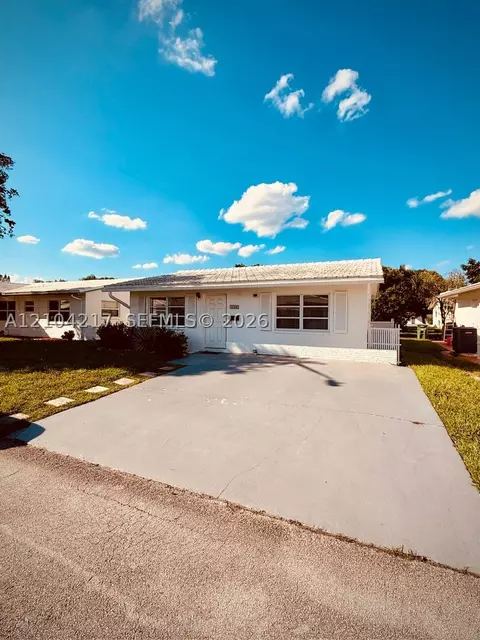 7105 NW 74th Pl, Tamarac, FL 33321
