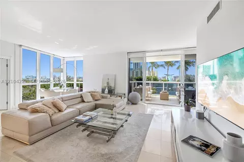 400 Alton Rd #610, Miami Beach, FL 33139