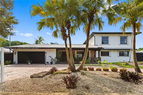1121 SW 75th Ave, Plantation, FL 33317
