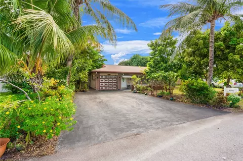 7200 NW 92nd Ter, Tamarac, FL 33321