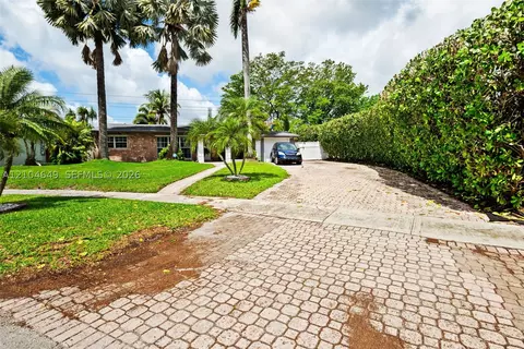 911 SW 51st Ave, Plantation, FL 33317