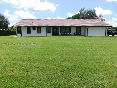 20500 SW 198th St, Miami, FL 33187