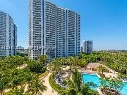 21205 Yacht Club Dr #308, Aventura, FL 33180