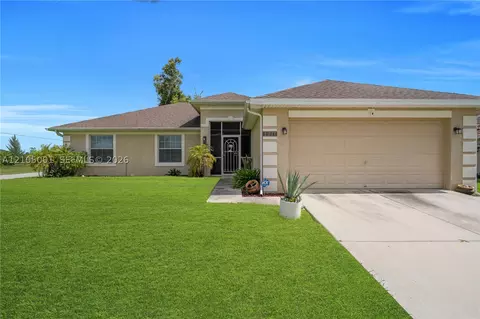 1211 NW 27th Pl, Cape Coral, FL 33993